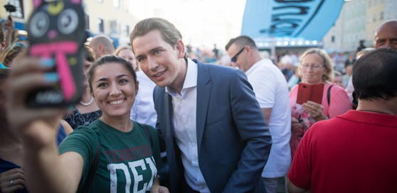 ÖVP-Spitzenkandidat Sebastian Kurz wirbt um Frauen und Familien.