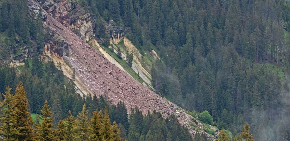 Murenabgänge beschäftigten die Feuerwehr.