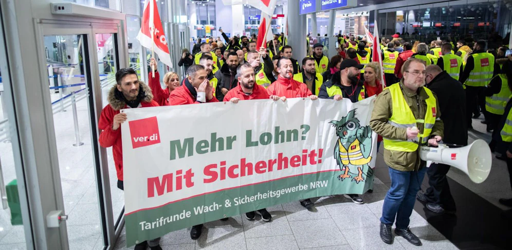 Streikende in Düsseldorf