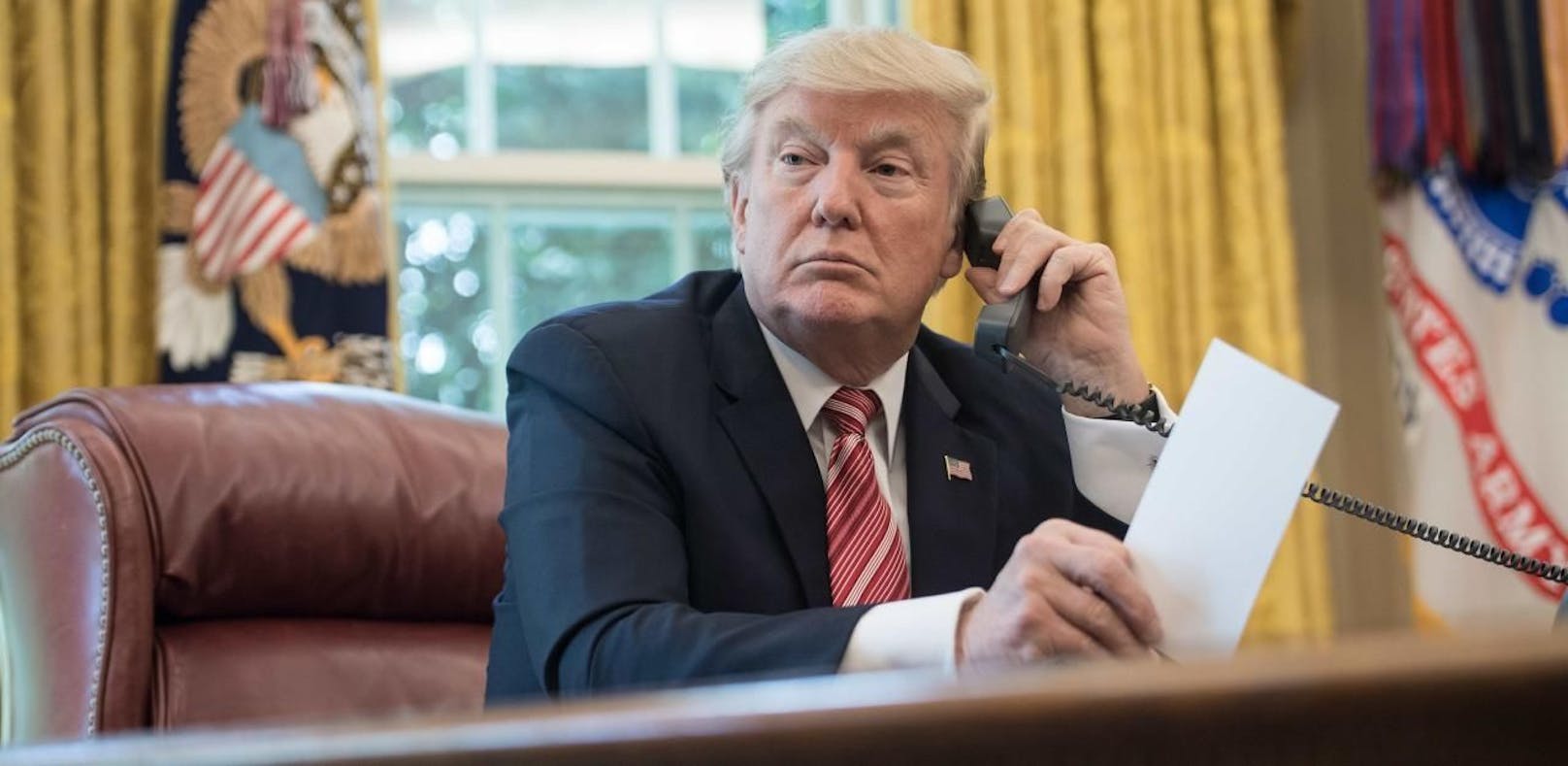Das Weiße Haus hat das Protokoll des Telefonats von Präsident Trump mit seinem Amtskollegen Selenskyj veröffentlicht.