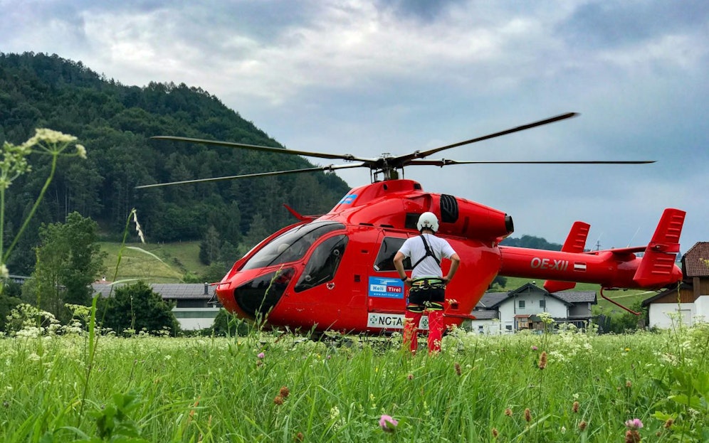 Der Notarzthubschrauber Martin 3 war bei dem Tauchunfall im Einsatz.