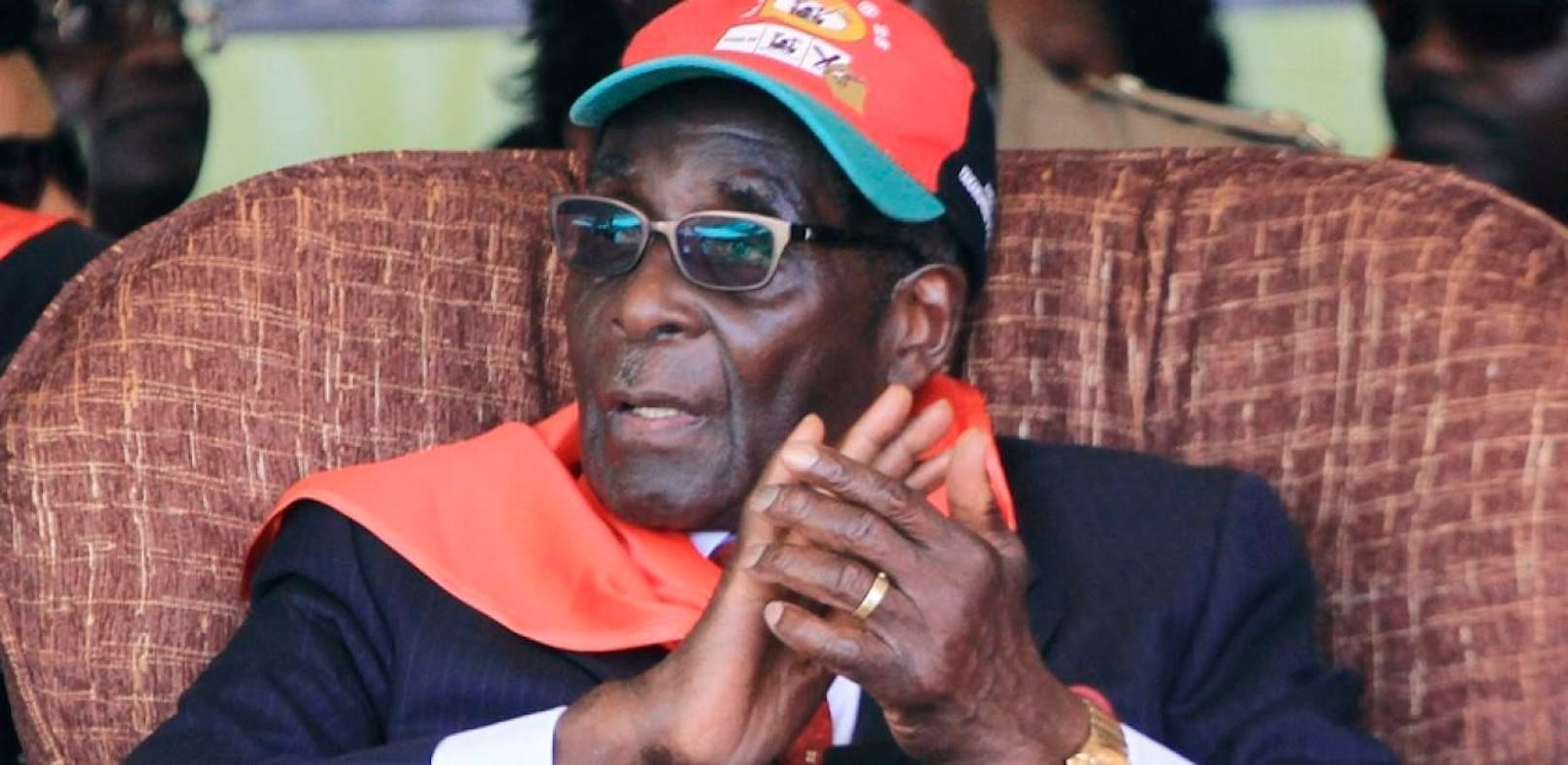 Simbabwes Diktator Robert Mugabe (88).