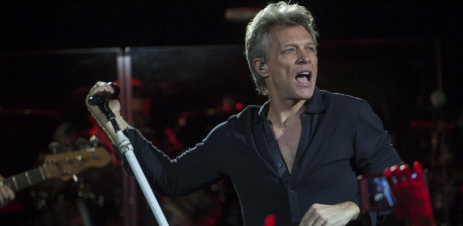 Bon Jovi brach Konzert ab, weil er "sche**e" sang