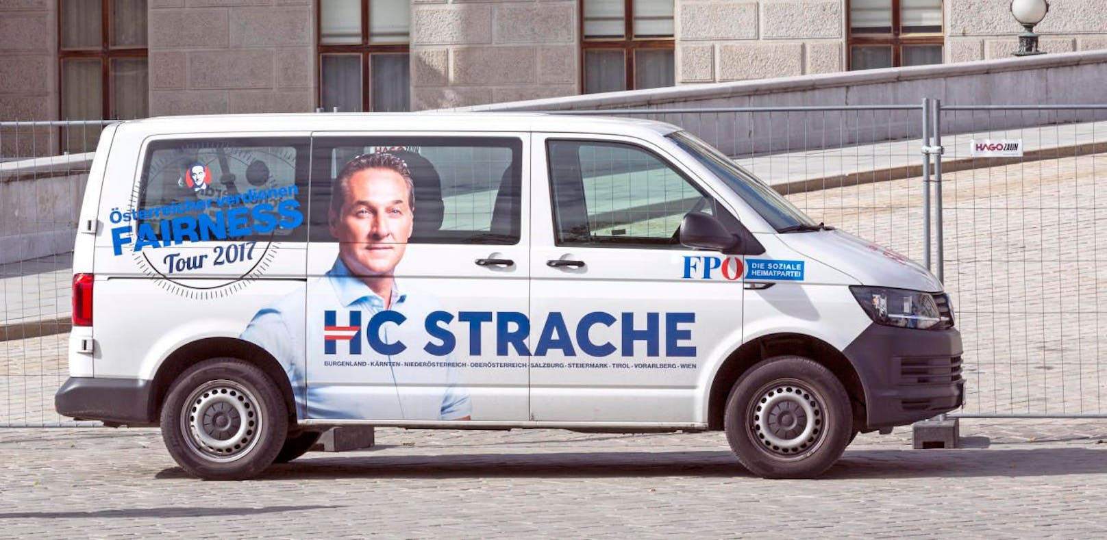 Wahlkampfauto der FPÖ (Symbolbild)