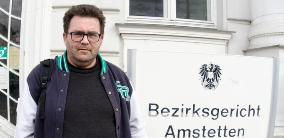 Jürgen Wahl  vor dem Bezirksgericht Amstetten