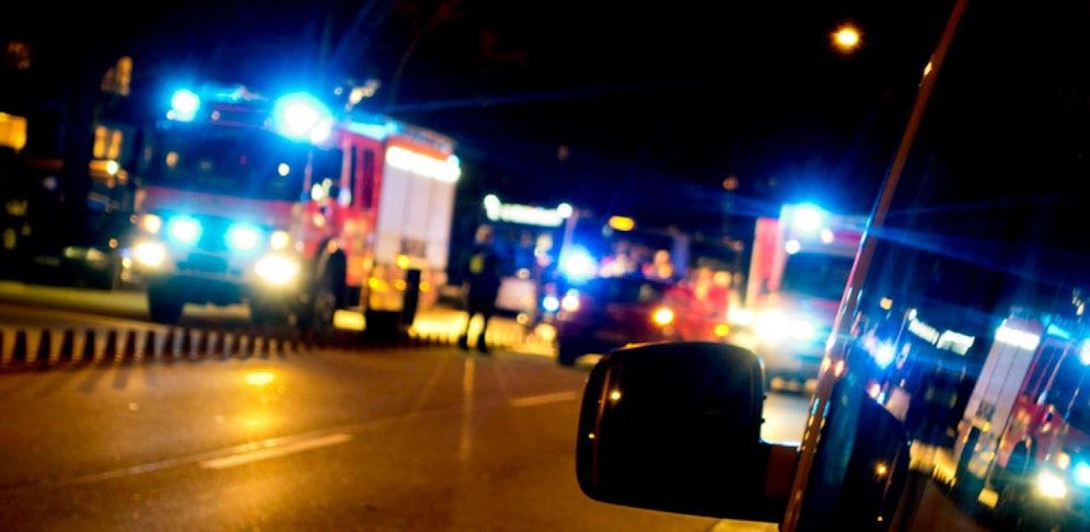 (Symbolbild) Die alkoholisierte Geisterfahrt forderte insgesamt fünf Verletzte.