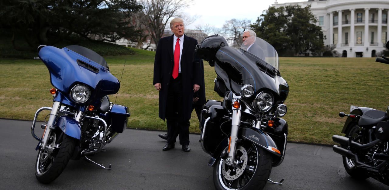 Heute.at - Strafzölle: Whiskey, Jeans und Harleys werden teurer