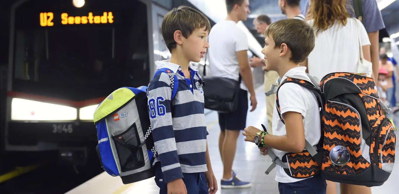 Rund 2,5 Millionen Fahrgäste nutzen die Wiener Linien täglich, darunter auch viele Schulkinder und Jugendliche.
