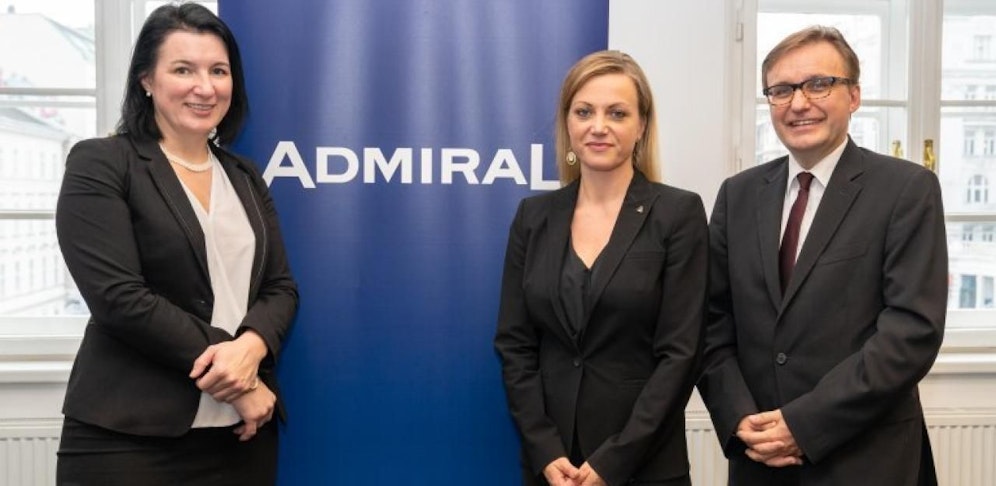 Dr. Anna Kleissner (Economica), Dr. Monika Racek (Vorstandsvorsitzende ADMIRAL Casinos & Entertainment AG), Jürgen Irsigler (Geschäftsführer ADMIRAL Sportwetten GmbH)