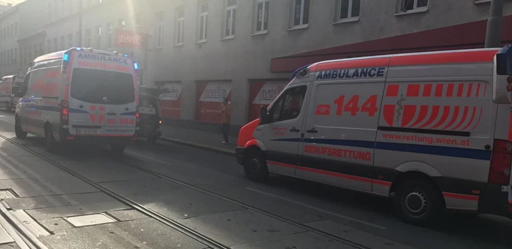 Das Mädchen wurde in ein Krankenhaus gebracht.