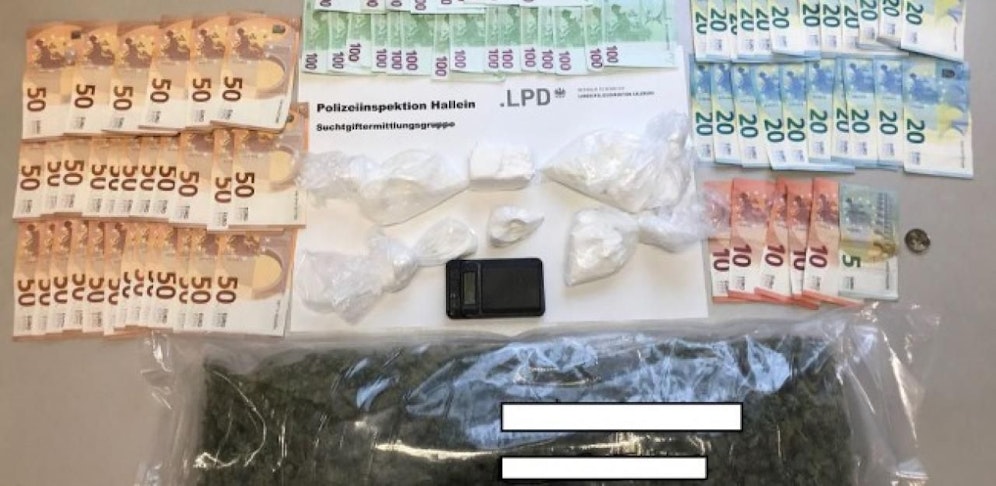 Sichergestellt: Drogen im Wert von 50.000 Euro sowie 4.000 Euro Bargeld.