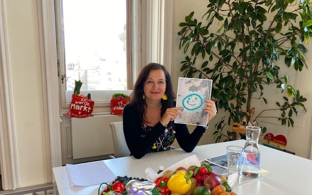 Via Live-Stream informierte Stadträtin Ulli Sima (SPÖ) über die neuen Smileys, die auf den Wiener Märkten die "Wartepositionen" anzeigen.