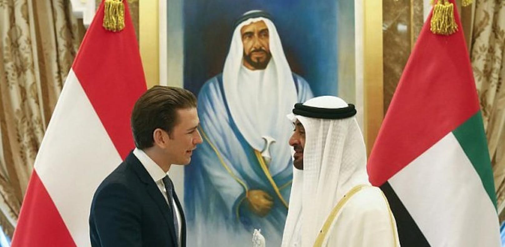 Bundeskanzler Sebastian Kurz schenkte Scheich Mohammed bin Zayed al-Nahyan einen Lippizaner.