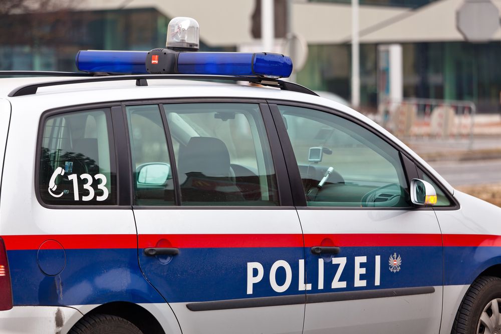 Die beiden Tatverdächtigen wurden nach den Einvernahmen auf freiem Fuß angezeigt.