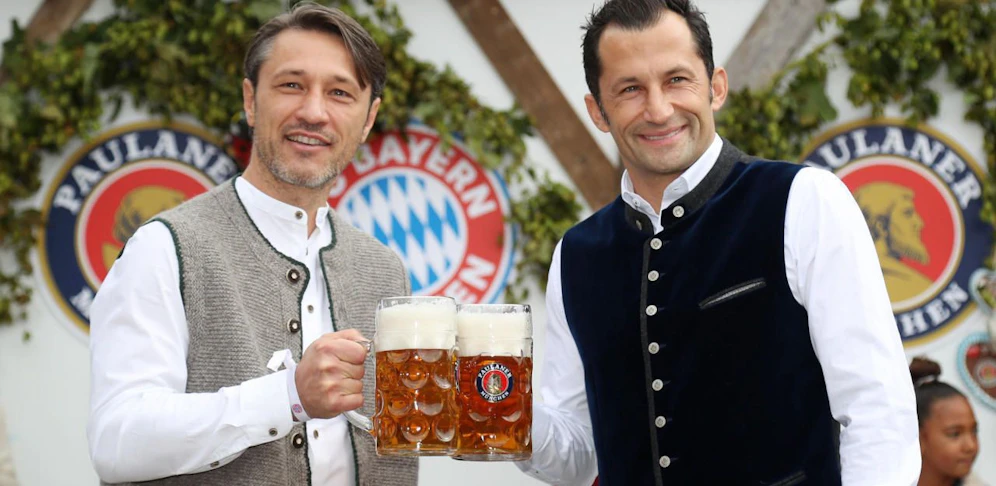 Trainer Niko Kovac und Sportdirektor Hasan Salihamidzic kennen bei Verspätungen keine Gnade