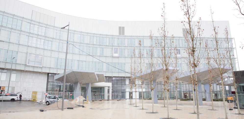Der Stein des Anstoßes: Das viel kritisierte Krankenhaus Nord in Wien.