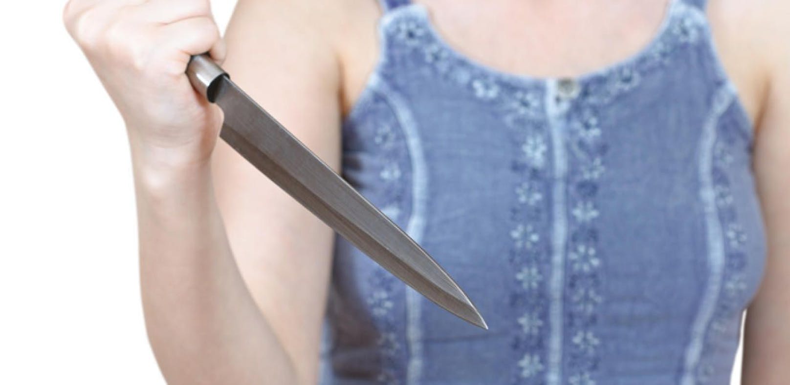 Am Ostersonntag eskalierte ein Streit eines Paar. Eine 22-Jährige stach ihrem Lebensgefährten mit dem Küchenmesser in den Rücken. (Symbolbild).