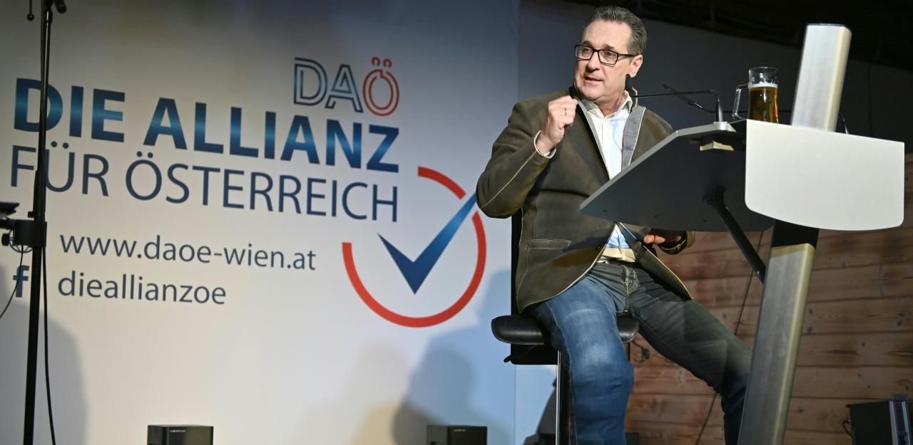 Heute.at - DAÖ will für Strache einen schöneren Namen finden