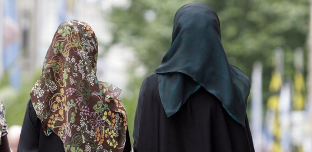 Die 11-Jährige wurde von zwei Jugendlichen angegriffen und verletzt.