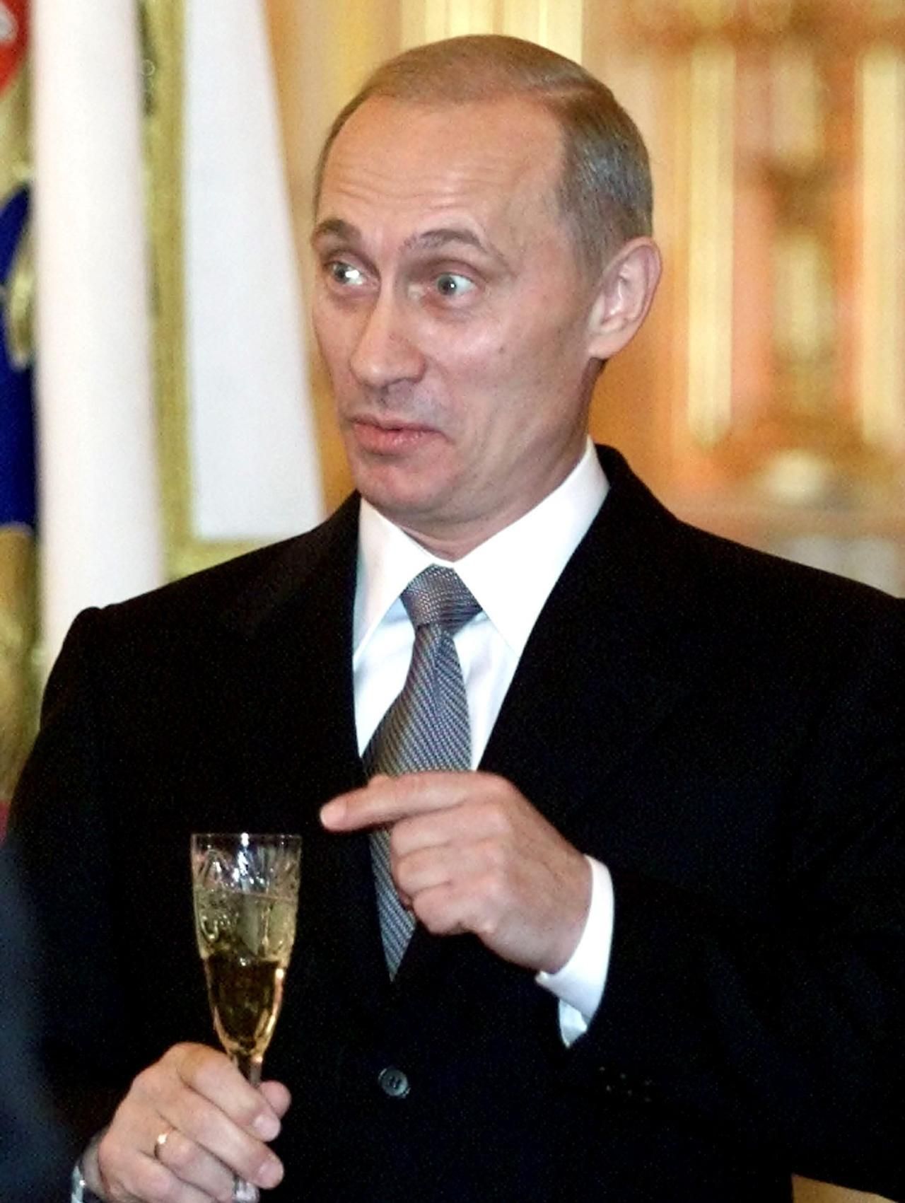 Heute.at - Gift-Angst: Putin stockt Vorkoster-Team auf