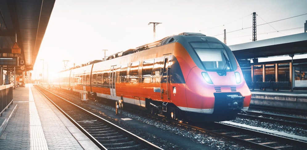 Der Lokführer wurde mit einem Laserpointer geblendet und litt unter Sehstörungen während der Fahrt.