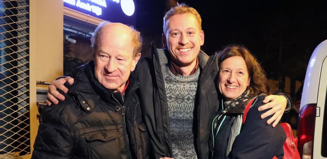 Heute.at - Heute kehrt Max Zirngast nach Österreich zurück