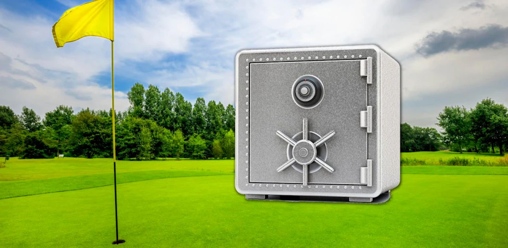 Symbolfoto von Golfplatz und Tresor.