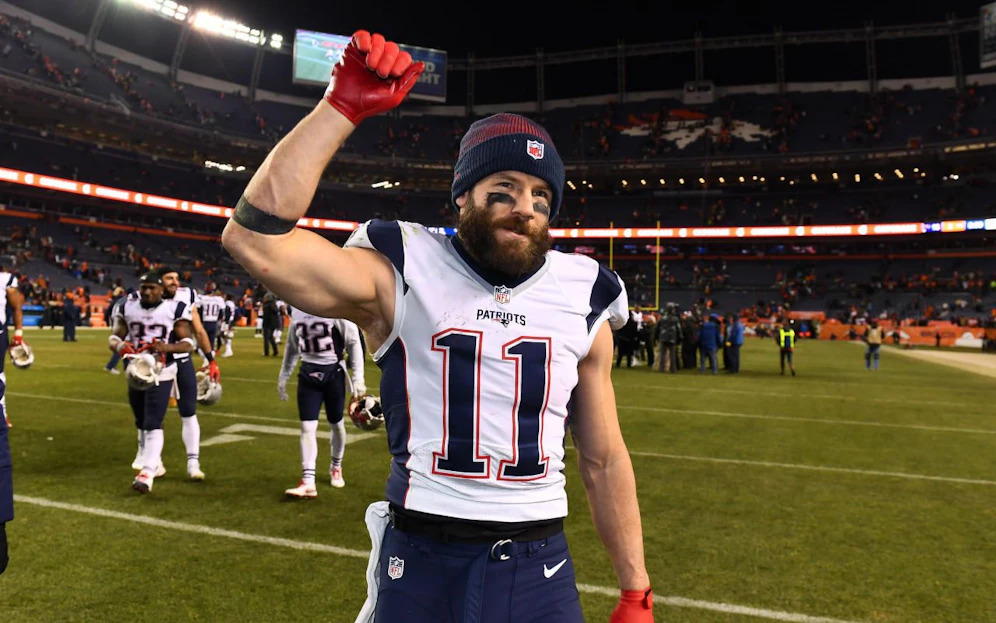 Starke Geste: "New England Patriots" Wide Receiver Julian Edelman ist nicht nur am Spielfeld top!