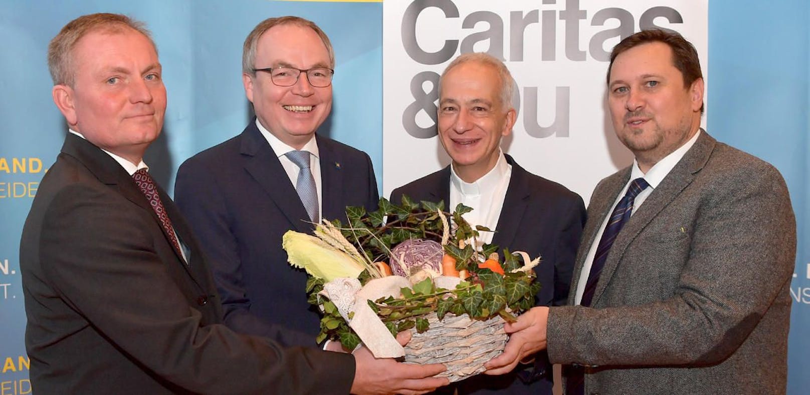 Karl Auer, Stephan Pernkopf, Michael Landau und Hannes Ziselsberger von der Caritas St. Pölten