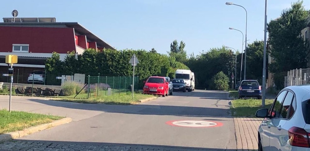 Hier soll die Kurzparkzone erweitert werden.