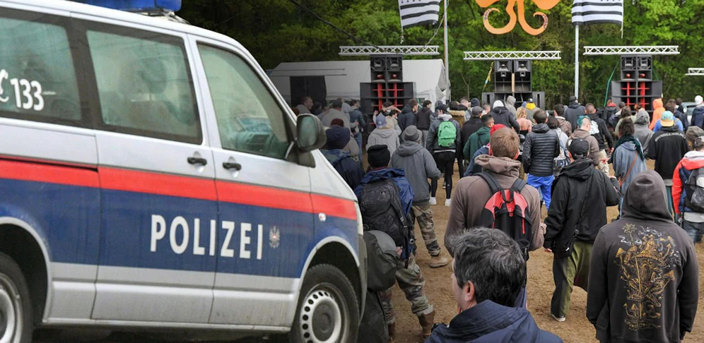 Polizei beendet die illegale Party