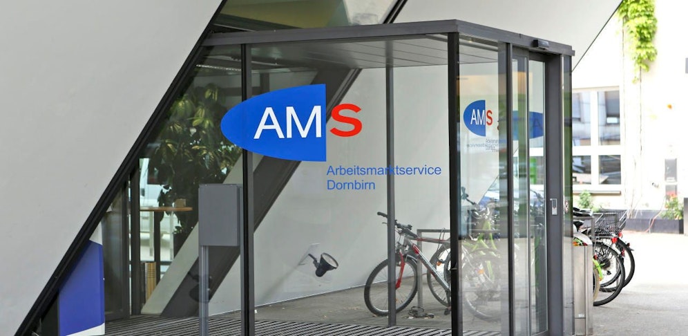 AMS stellt Schulungsbetrieb wegen Corona ein (Archivfoto)