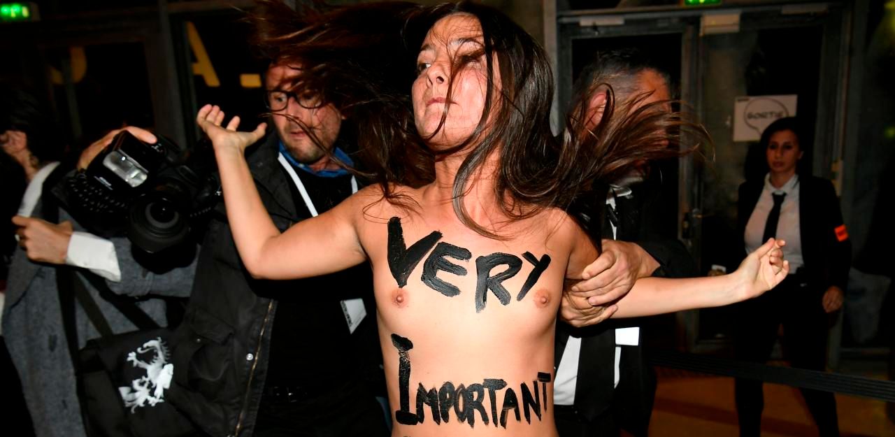 Heute.at - Aktivistinnen protestieren barbusig gegen Polanski