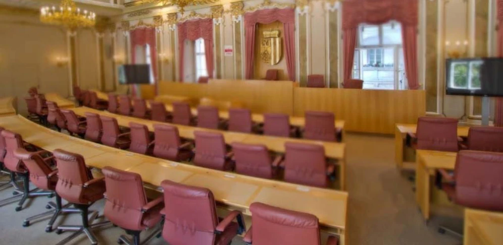 Elf Wochen macht der oö. Landtag Sommerpause.