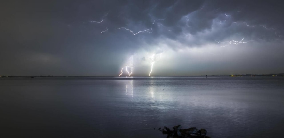 Ein stürmisches Gewitter am Bodensee sorgte für drei Seenot-Einsätze.