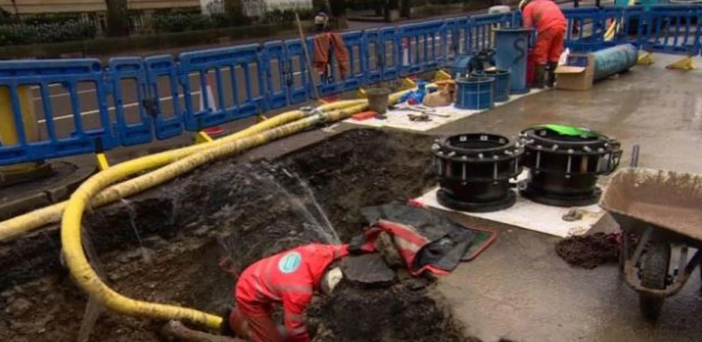 Tausende Haushalten haben kein Wasser mehr