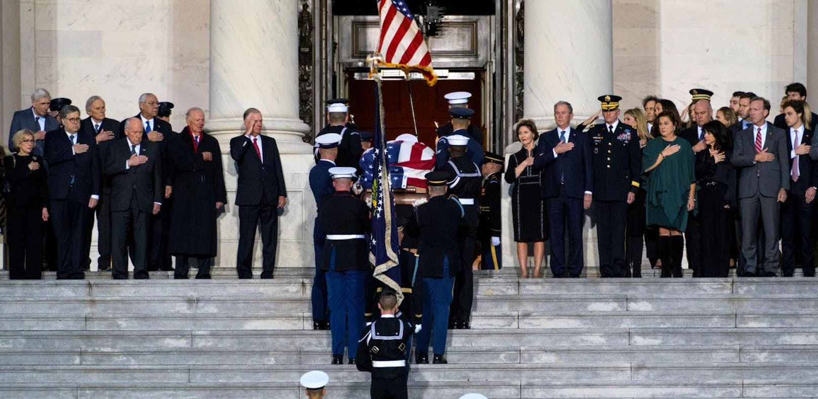 USA nehmen Abschied von Ex-Präsident Bush