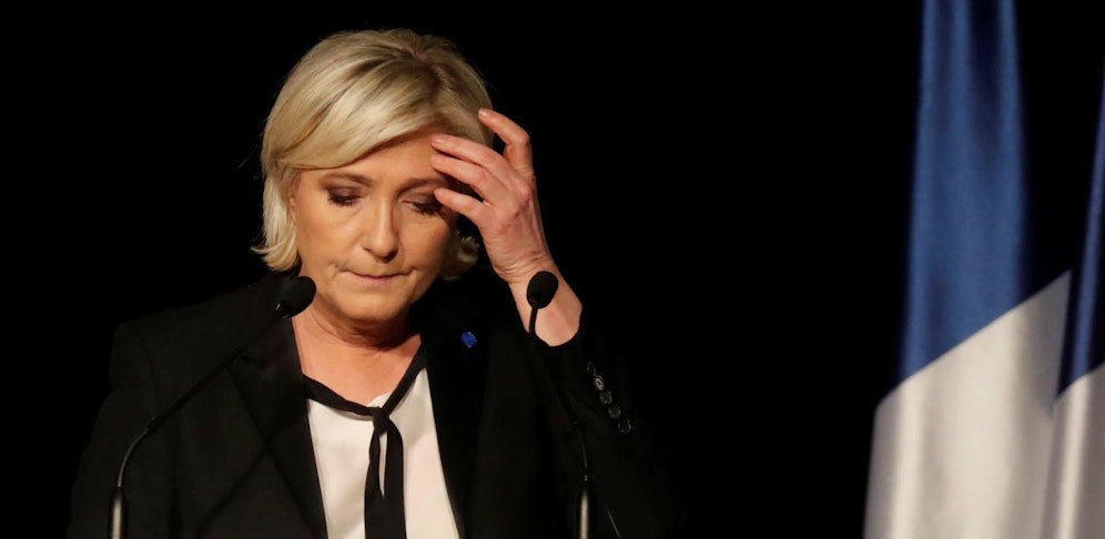 Umfragen zeichnen ein Kopf-an-Kopf-Rennen.