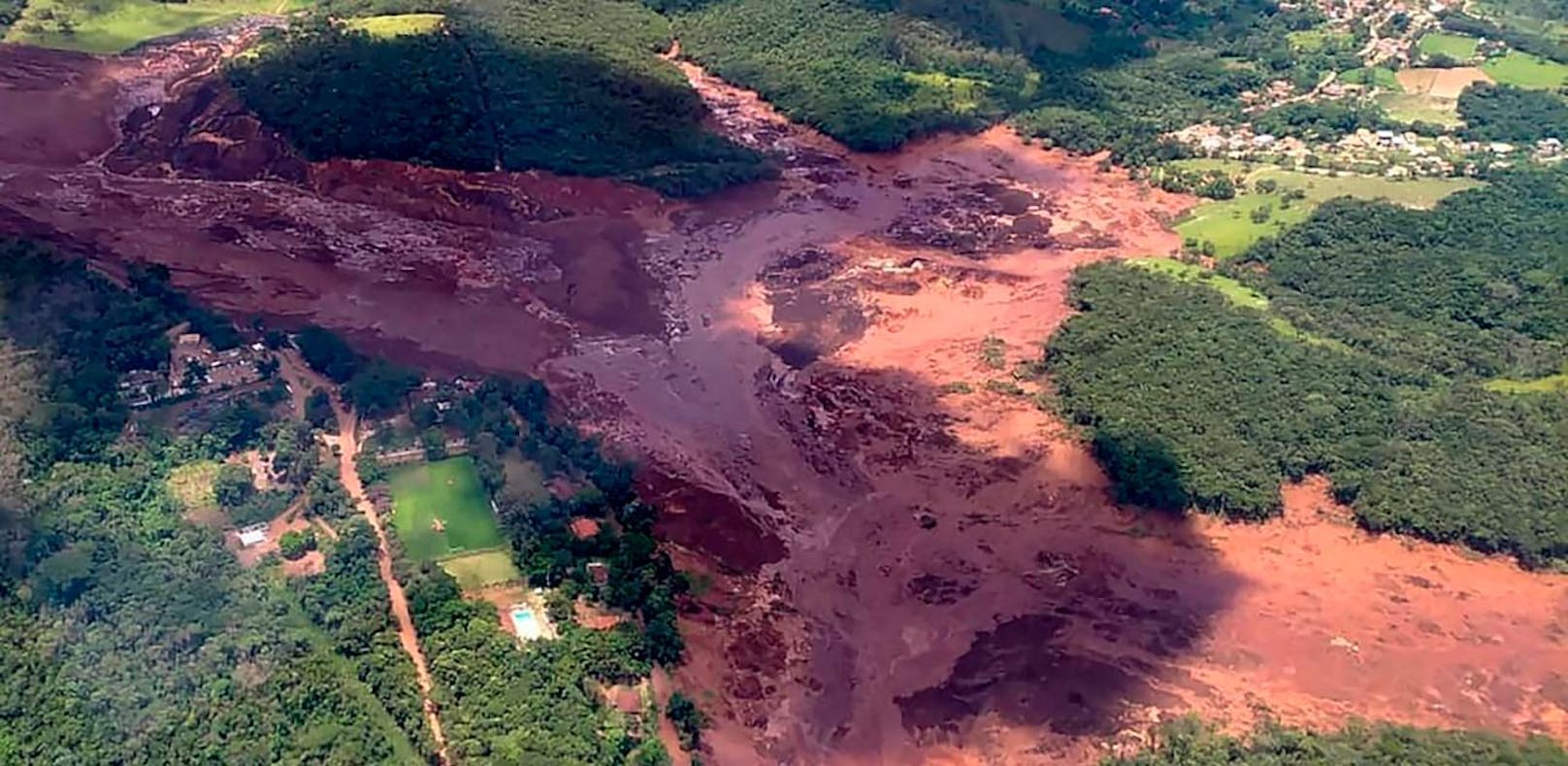 Im brasilianischen Bundesstaat Minas Gerais ist es zu einem Dammbruch gekommen.