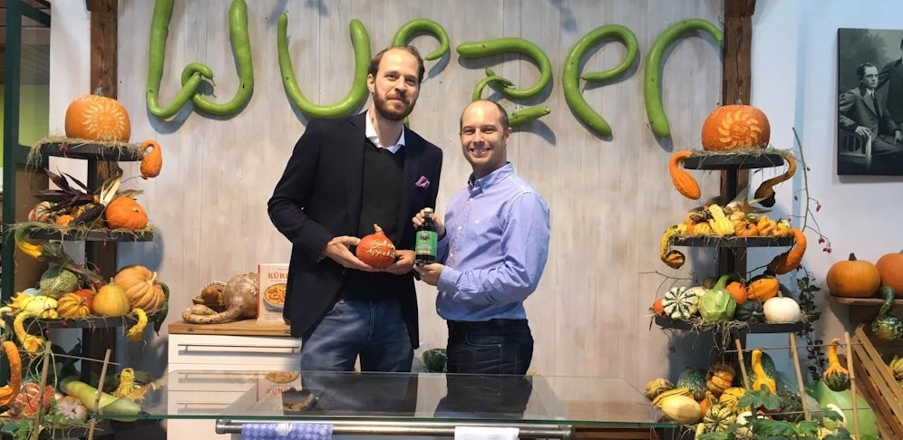 Markus Wurzer mit Niki Scherak von den Neos