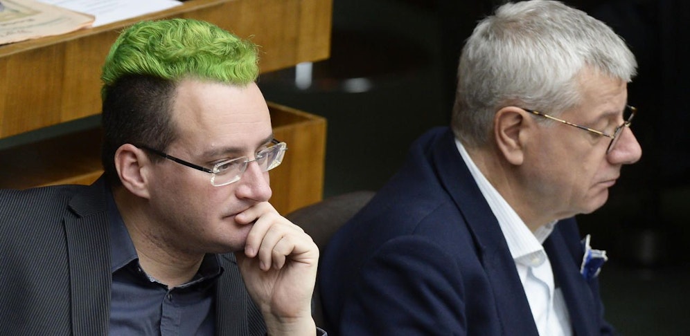 Grüner Abgeordneter Matthias Köchl (Archivfoto): Rechts neben ihm sithzt Bruno Rossmann.