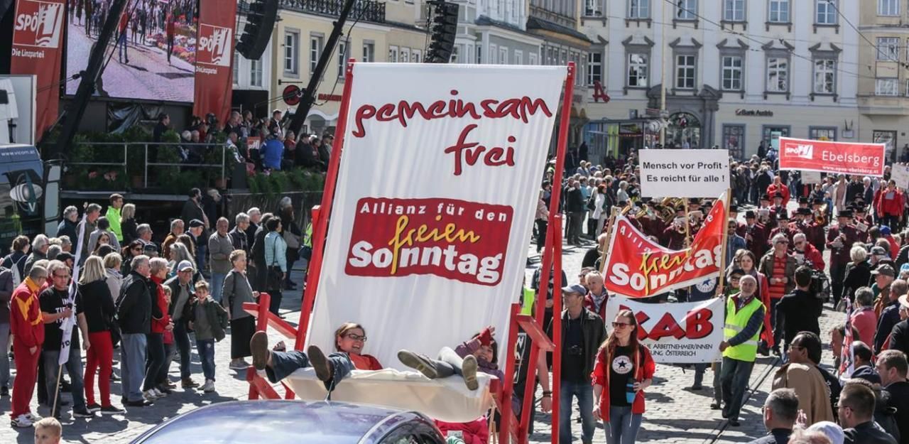 Heute.at - So feierten die Parteien in OÖ den Tag der Arbeit
