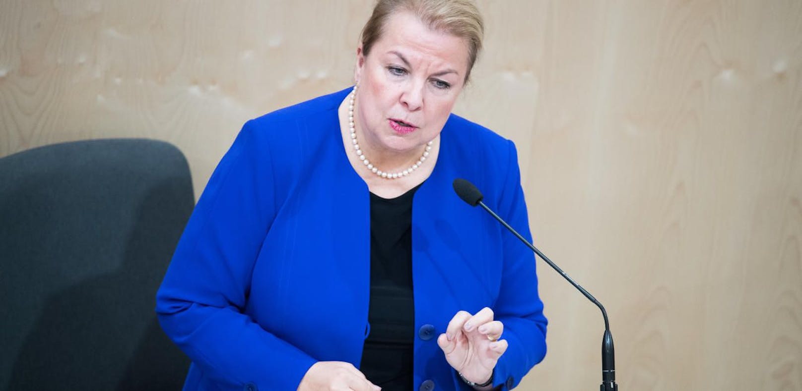 Ministerin Beate Hartinger-Klein (FPÖ) lässt aufhorchen.