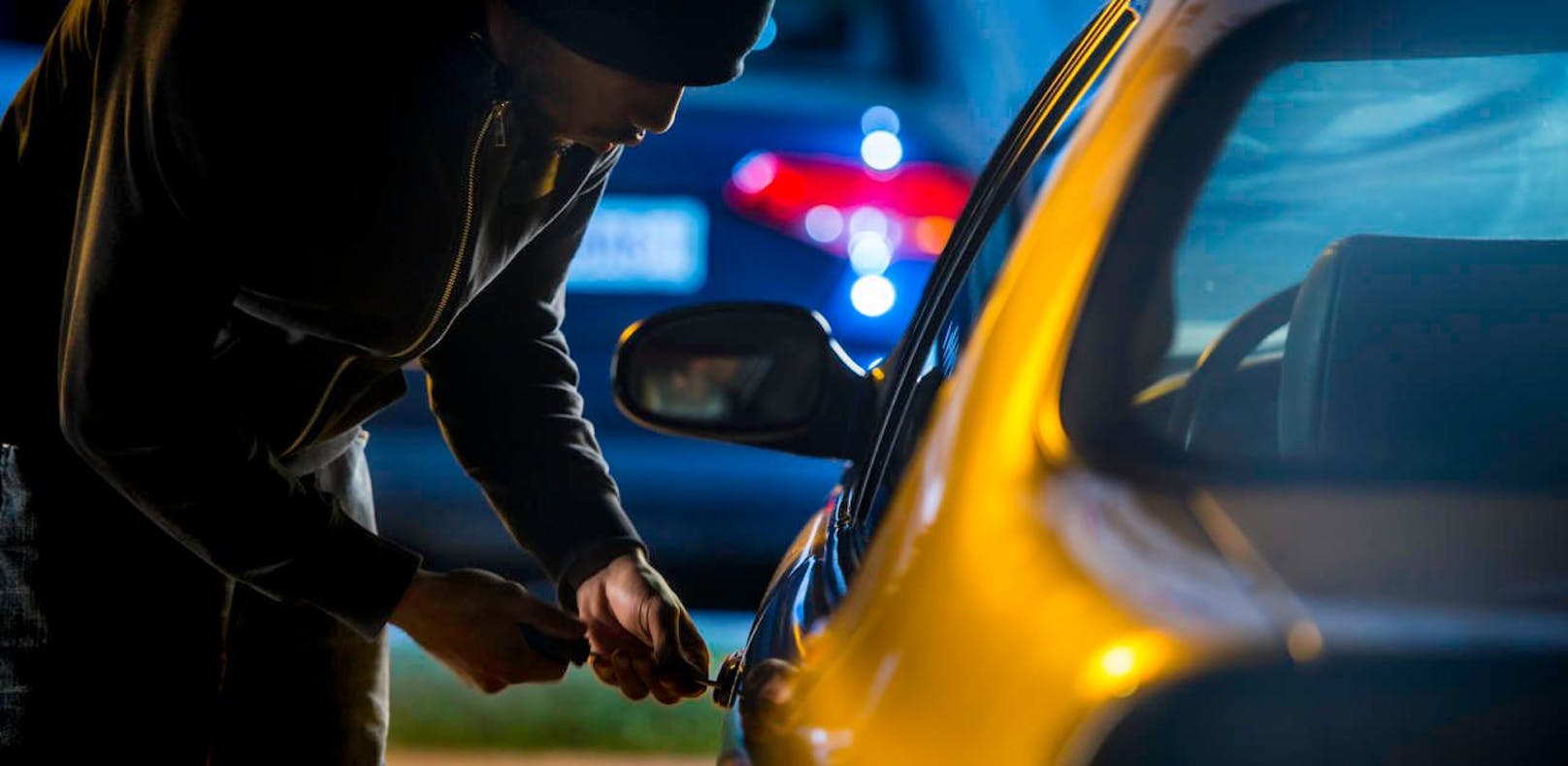 Das Stadtpolizeikommando Fünfhaus konnte einen 39-Jährigen festnehmen, der am Sonntagabend versuchte, in ein Auto einzubrechen.