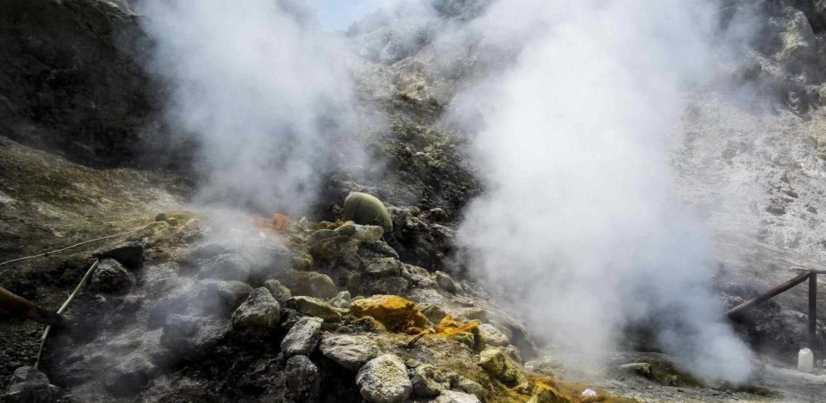 Neapel: Familie stirbt nach Sturz in Vulkankrater