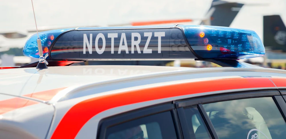 Die beiden Arbeiter wurden nach der Erstversorgung ins Spital eingeliefert.