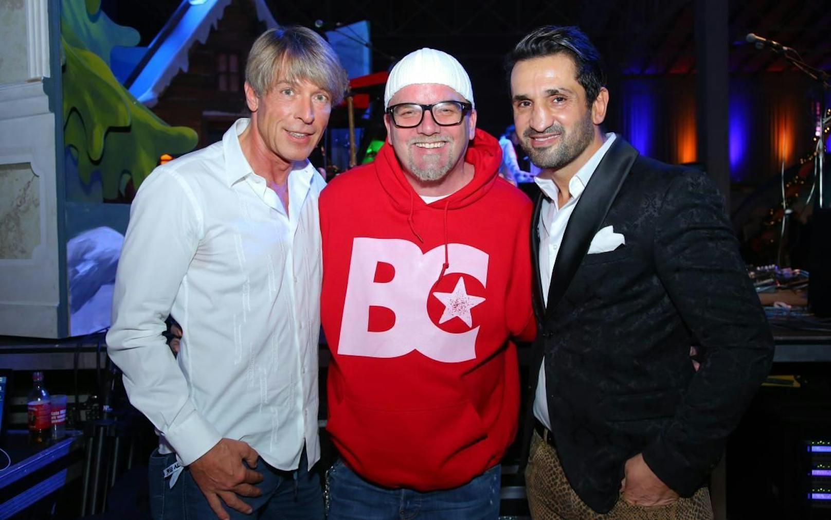 Dominic Heinzl, DJ Ötzi und Fadi Merza feierten beier der Marxer Alm-Eröffnung