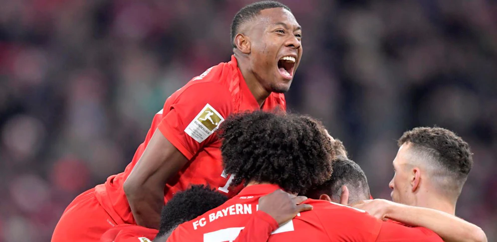 Jubeltrauben wie diese hier mit Bayern-Star David Alaba on top sind künftig verboten. 