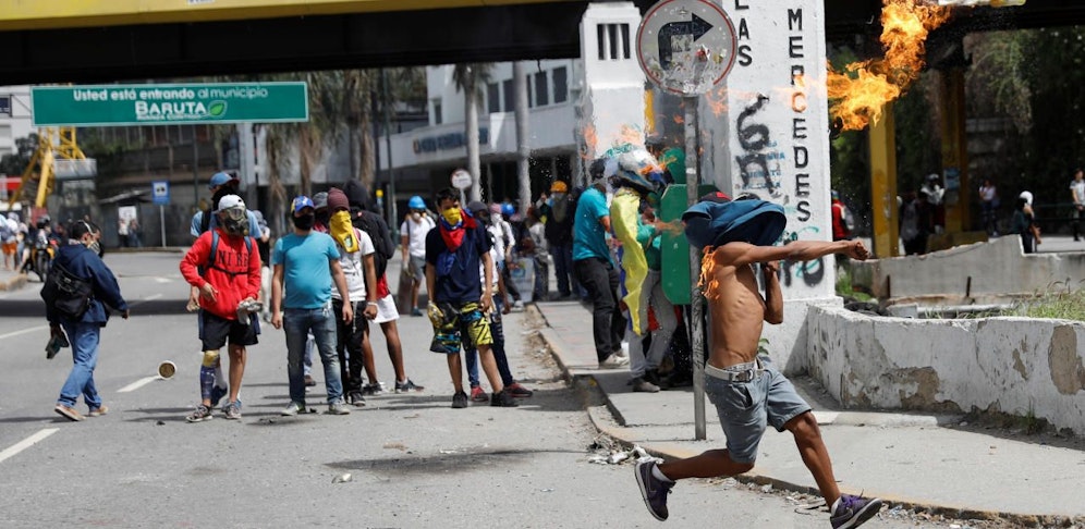 Bei Protesten in Venezuela ist ein 16-Jähriger getötet worden.