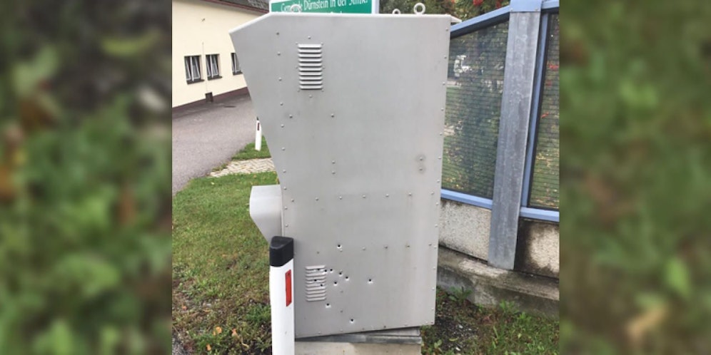 Das Radar wurde von mehreren Schüssen getroffen